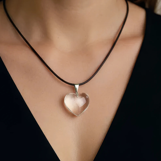 Pendentif Cœur Quartz Transparent (2.5 cm) - Fait Main au Brésil