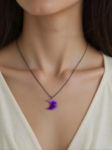 Pendentif Croissant de Lune en Améthyste – Amour, Intuition & Harmonie
