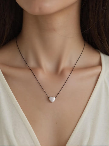 Pendentif Cœur en Agate – Harmonie & Stabilité Émotionnelle