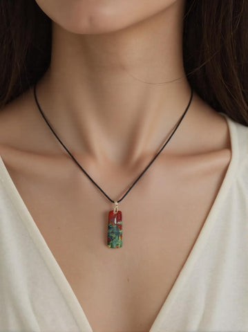 Pendentif Jaspe Orbiculaire Rectangle Fin – Patience, Rajeunissement et Équilibre Émotionnel