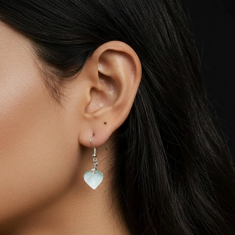 Boucles d’Oreilles Quartz Blanc Cœur – Énergie, Clarté & Harmonie Intérieure