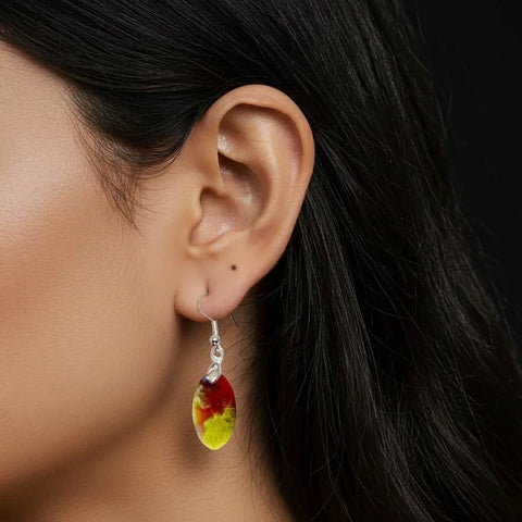 Boucles d’Oreilles Opale Calcédoine Ovale – Calme, Clarté & Éveil Sensoriel