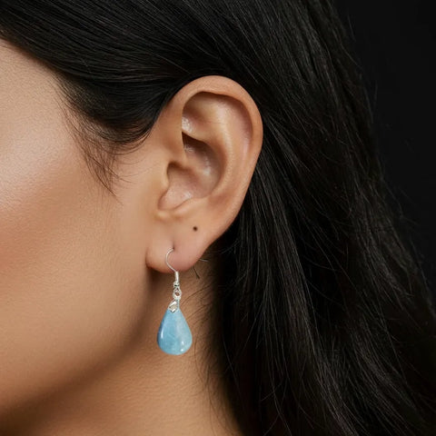Boucles d’Oreilles Opale Bleue Goutte – Sérénité, Vitalité & Douceur Sensorielle