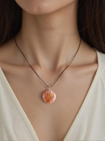 Pendentif Quartz à Inclusions de Rutile Rond – Force & Lumière Intérieure
