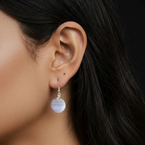 Boucles d’Oreilles Agate Rubanée Rond – Équilibre et Sérénité