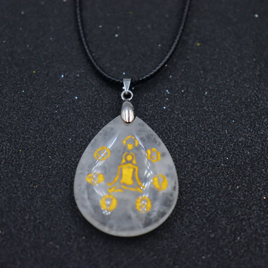 Pendentif Méditation en Cristal de Roche – Clarté et Amplification Énergétique