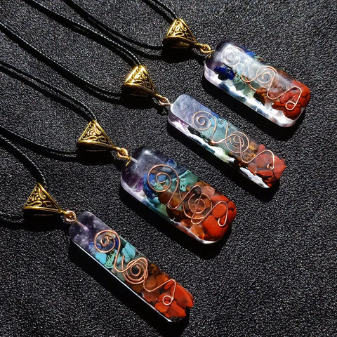 Pendentif 7 chakras en orgone - Type A