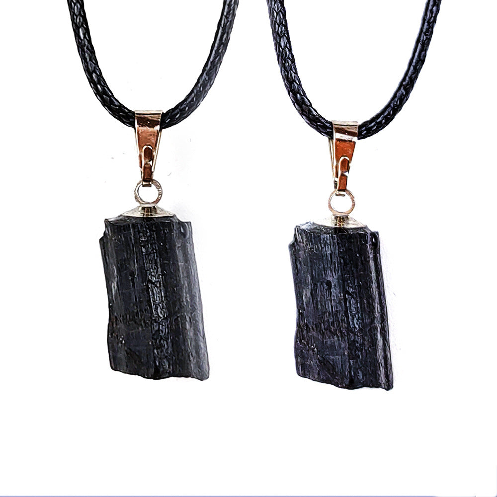 Pendentif en tourmaline noire brute - Protection et Énergie Puissante