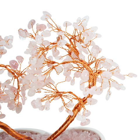 Arbre Décoratif en Quartz Rose en Forme de Cœur avec Vase en Terre Cuite Blanc - Amour et Élégance Pure