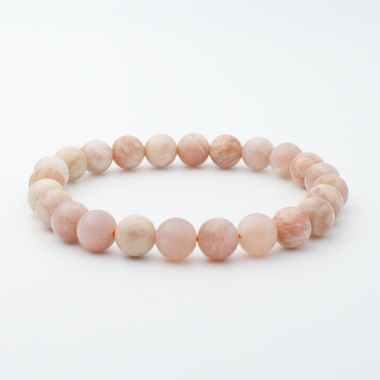 Bracelet en Pierre de Lune Pêche – Intuition, Douceur et Énergie Féminine
