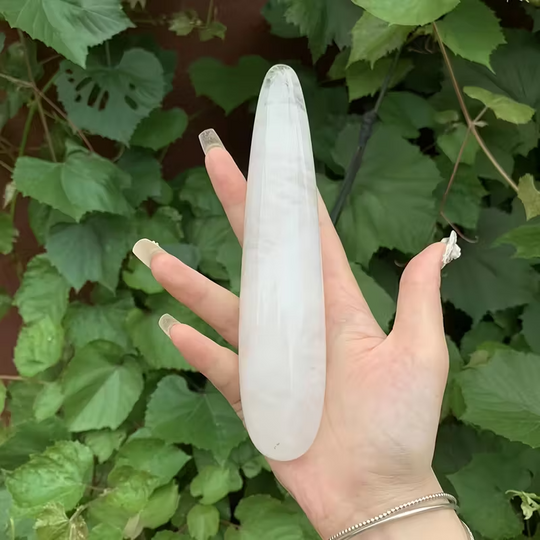 Bâton de Massage en Cristal de Roche 18 cm – Clarté, Équilibre et Énergie Universelle