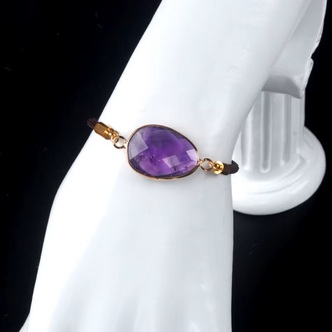 Collection Bracelets Médaillon Poire Facettée en Pierres Naturelles