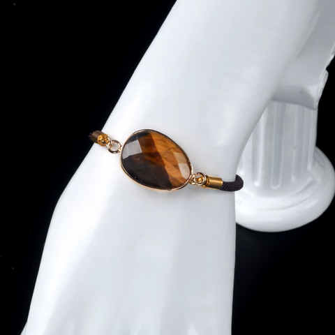 Collection Bracelets Médaillon Poire Facettée en Pierres Naturelles