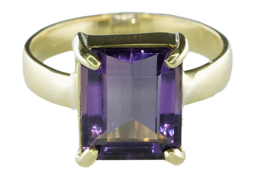 Ring aus Gelbgold und Amethyst