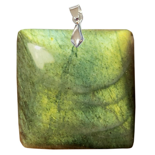 Pendentif Labradorite Verte Carré – Protection & Stabilité Énergétique