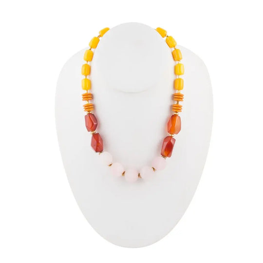 Collier rose blush brillant