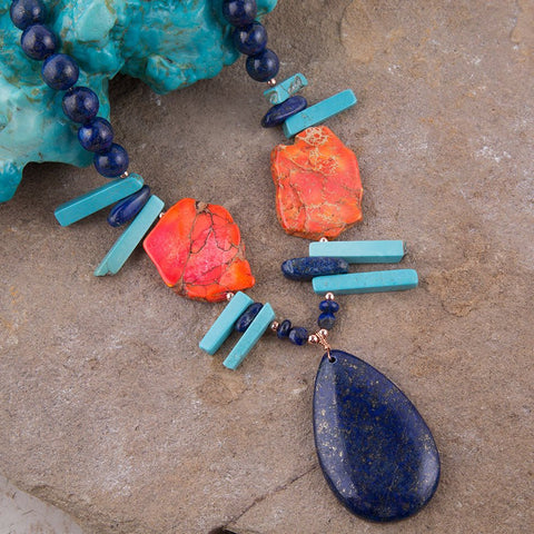 Collier goutte à goutte en magnésite turquoise et jaspe