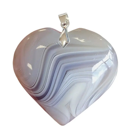 Pendentif Cœur en Agate Bandelée – Harmonie & Douceur
