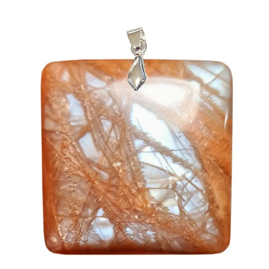 Pendentif Carré en Pierre de Soleil – Vitalité & Rayonnement Intérieur