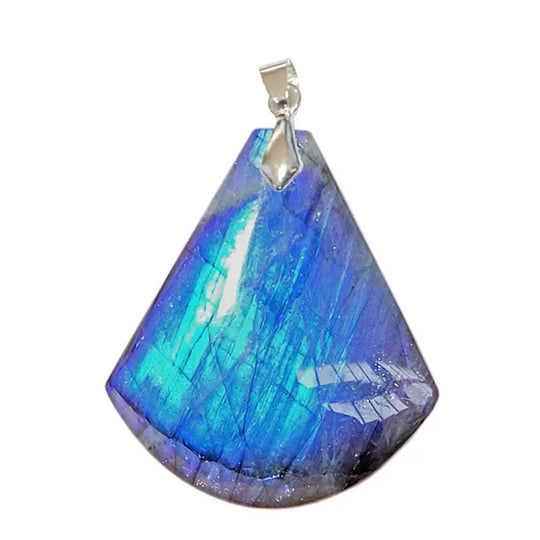 Pendentif Triangulaire en Labradorite Extra – Bouclier Protecteur & Clarté Intérieure